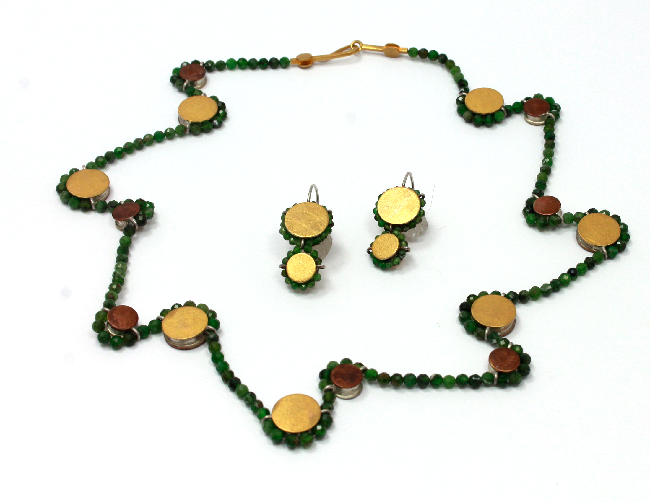 25 Collier Schlingel / Tombak / Silber / Gold / Chromdiopsid